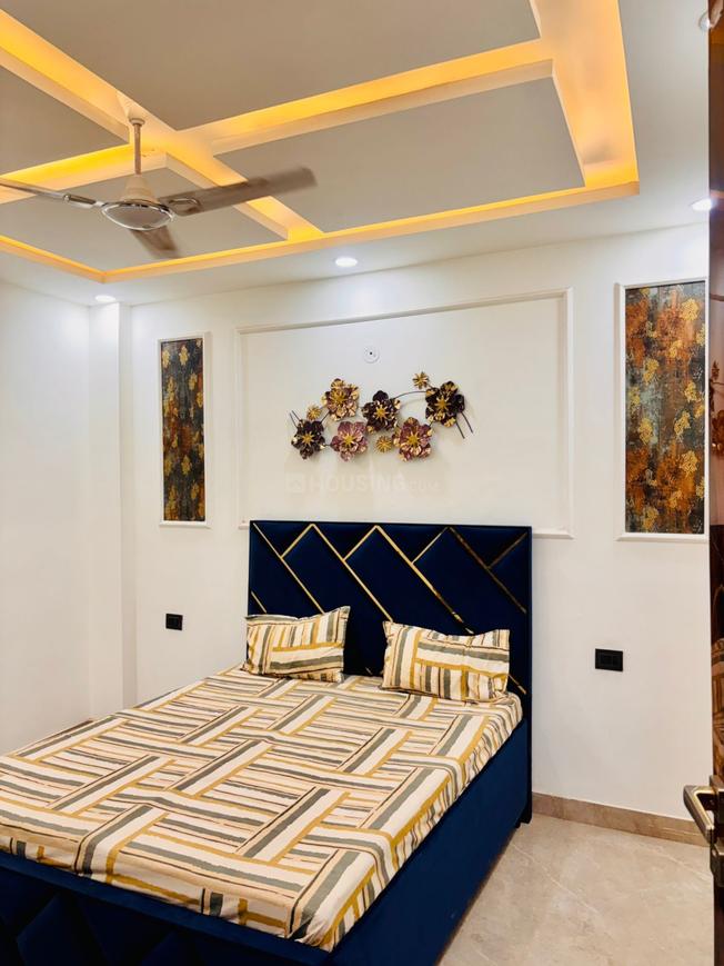 Vihaan Valencia - Image 17