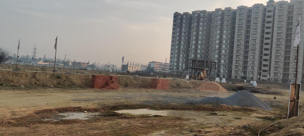 Brookside Valley - Image 13