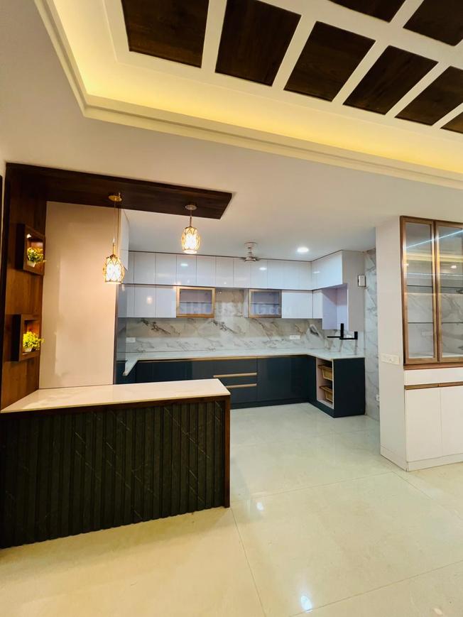 D S Apartments - Image 8