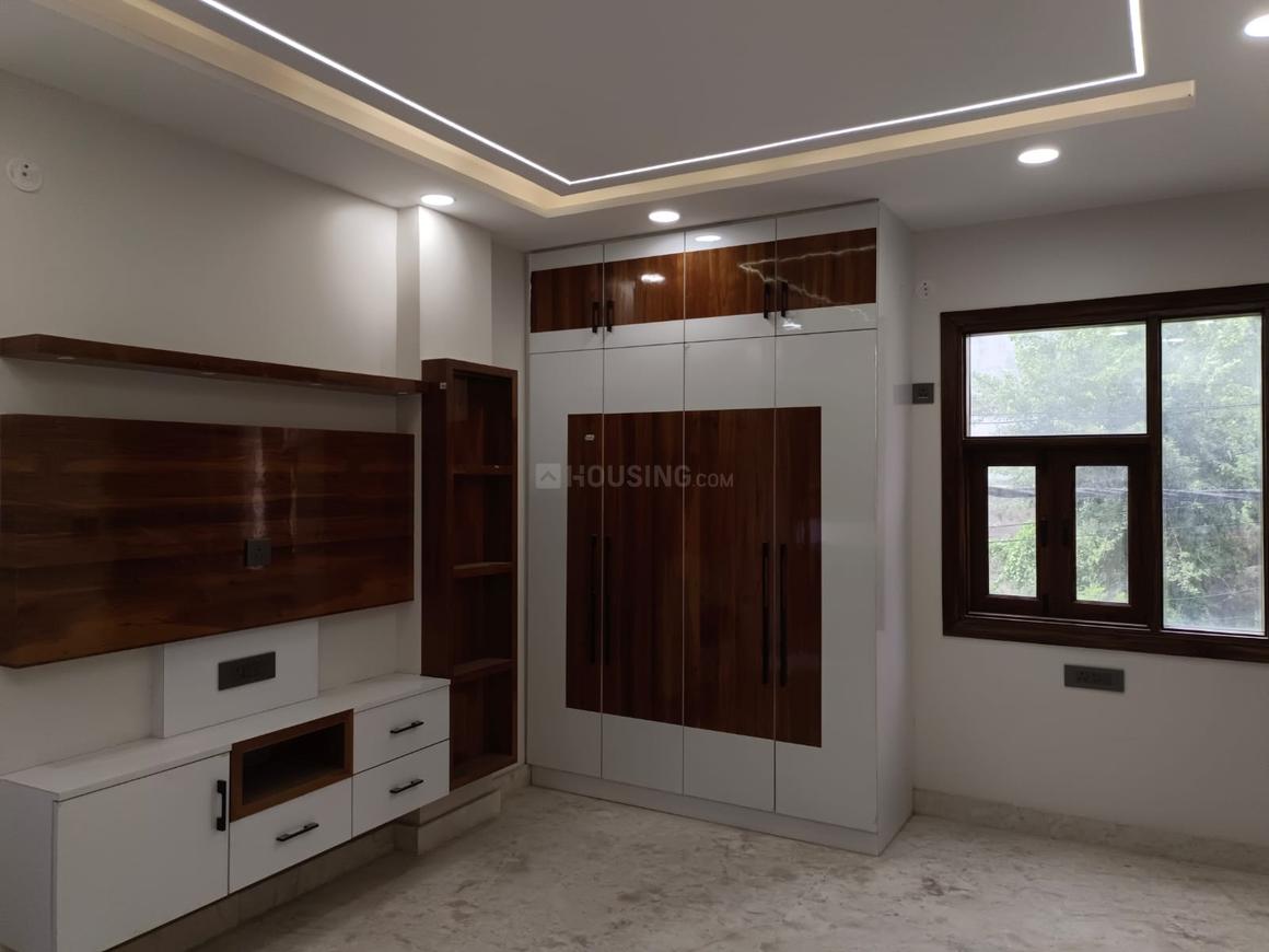 Property Mart Floors - Image 2