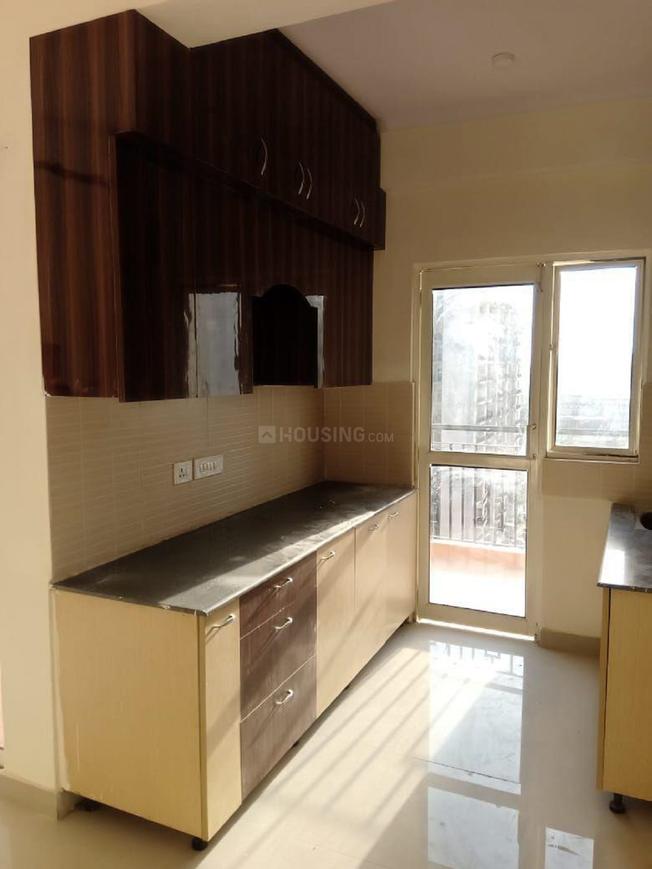 Maxblis White House II - Image 19