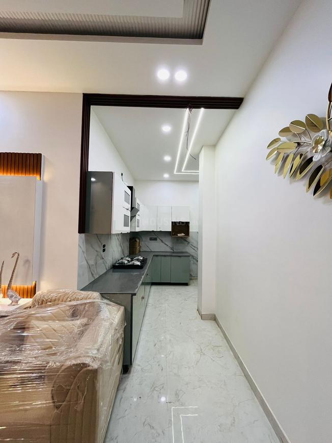 Multibrain Ultima 107 - Image 7