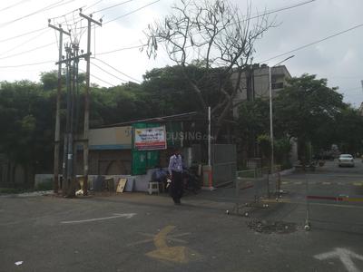 Gallery Cover Image of 1150 Sq.ft 2 BHK Apartment for buy in Express View Apartment Super MIG, Sector 93 for 3700000