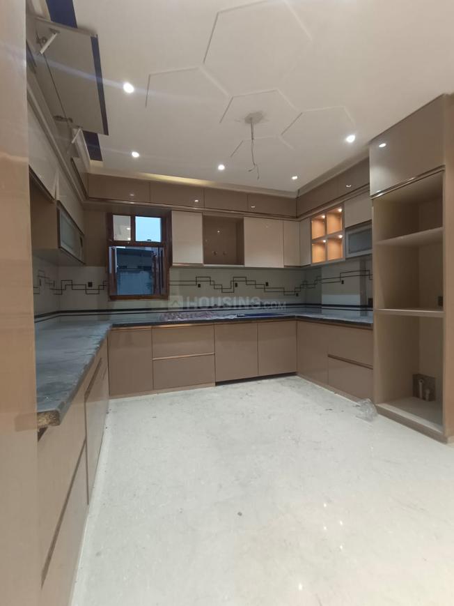 Living Ultra Luxurious Floors - Image 6