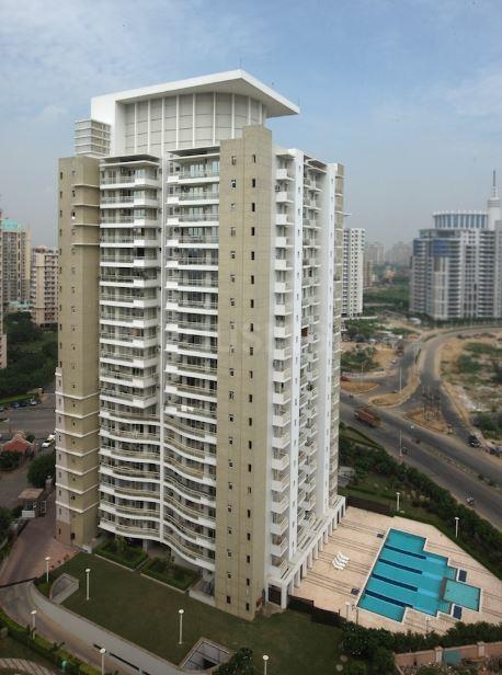 DLF Royalton Towers - Image 3