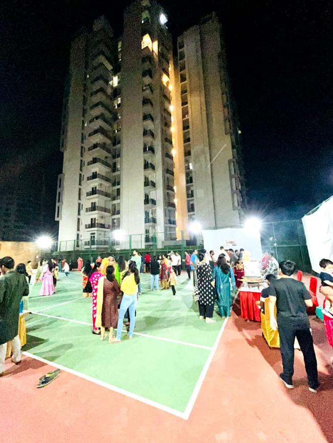 Sikka Kaamna Greens - Image 31