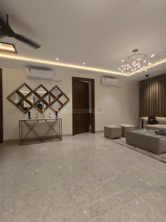 Living Ultra Luxurious Floors - Image 8