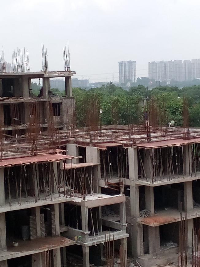 Nimbus The Express Park View II Low Rise Apartments - Image 25