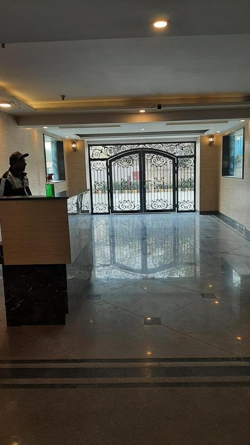 Oasis Venetia Heights - Image 23