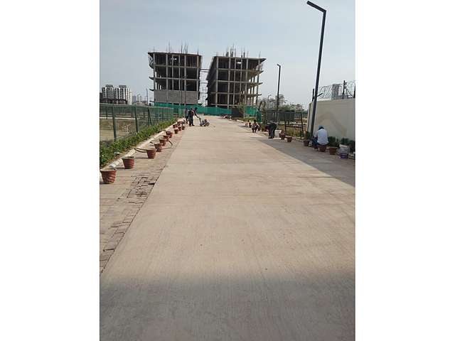 ROF Insignia Park Plots - Image 6