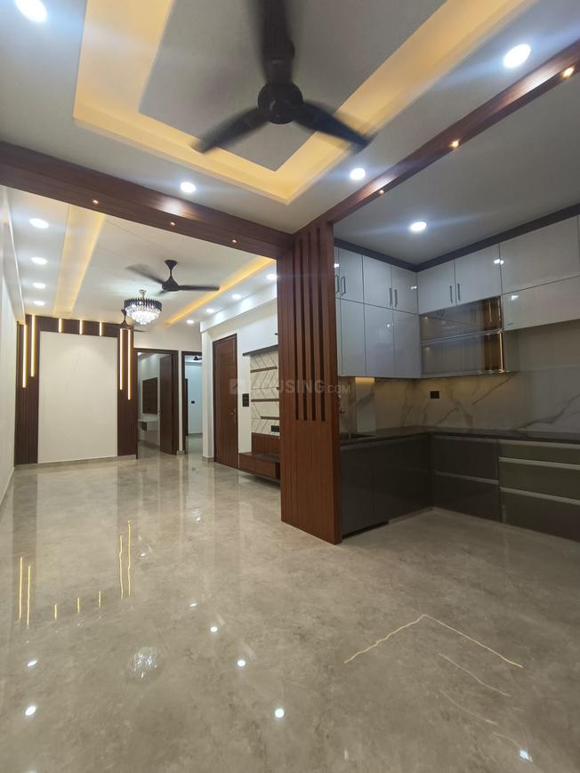 Unique Kaushambi Builder Floor - Image 12