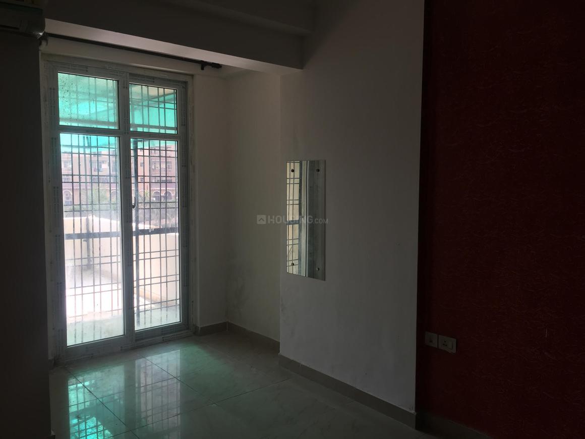 Amrapali Sapphire - Image 13