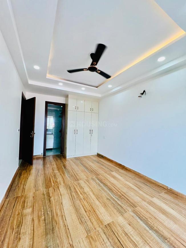 D S Metro View Apartment - Image 9