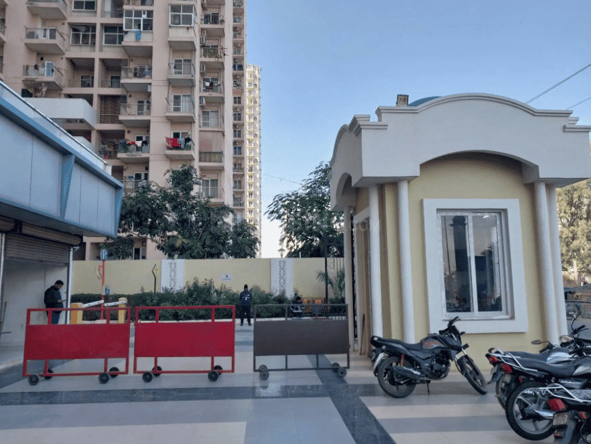 AIG Aigin Royal - Image 38