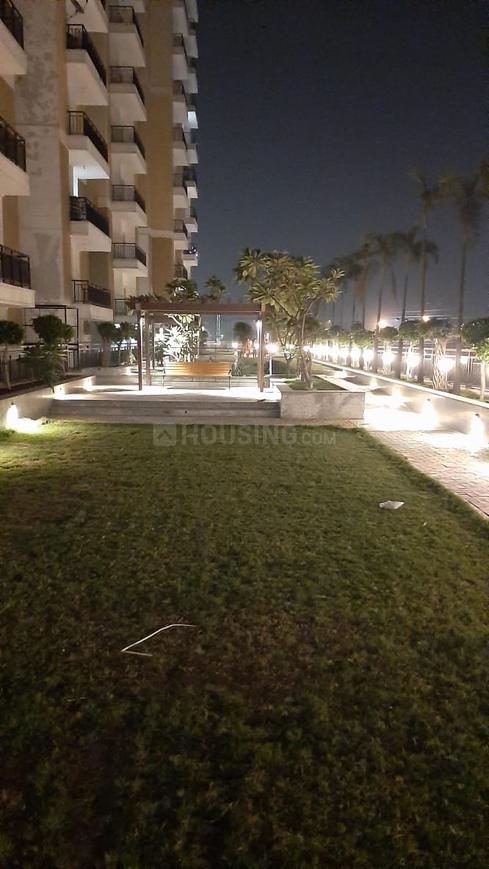 Oasis Venetia Heights - Image 35