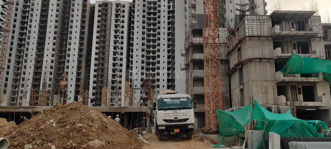 Sikka Kaamya Greens - Image 47