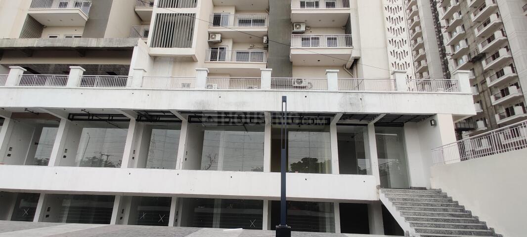 Trident Embassy Reso - Image 30