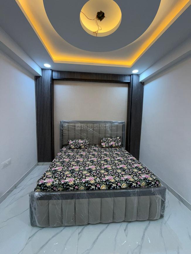 Trivor Urbania Luxury Apartment - Image 4