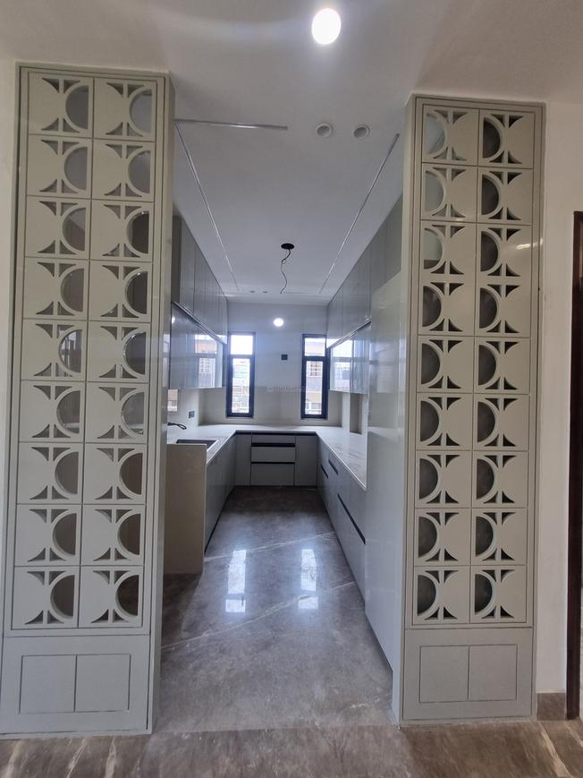 OM New Luxury Homes - Image 9