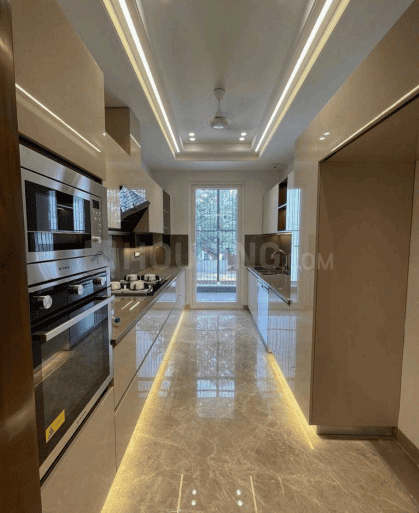 Midha 3 Side Corner Park Facing - Image 5