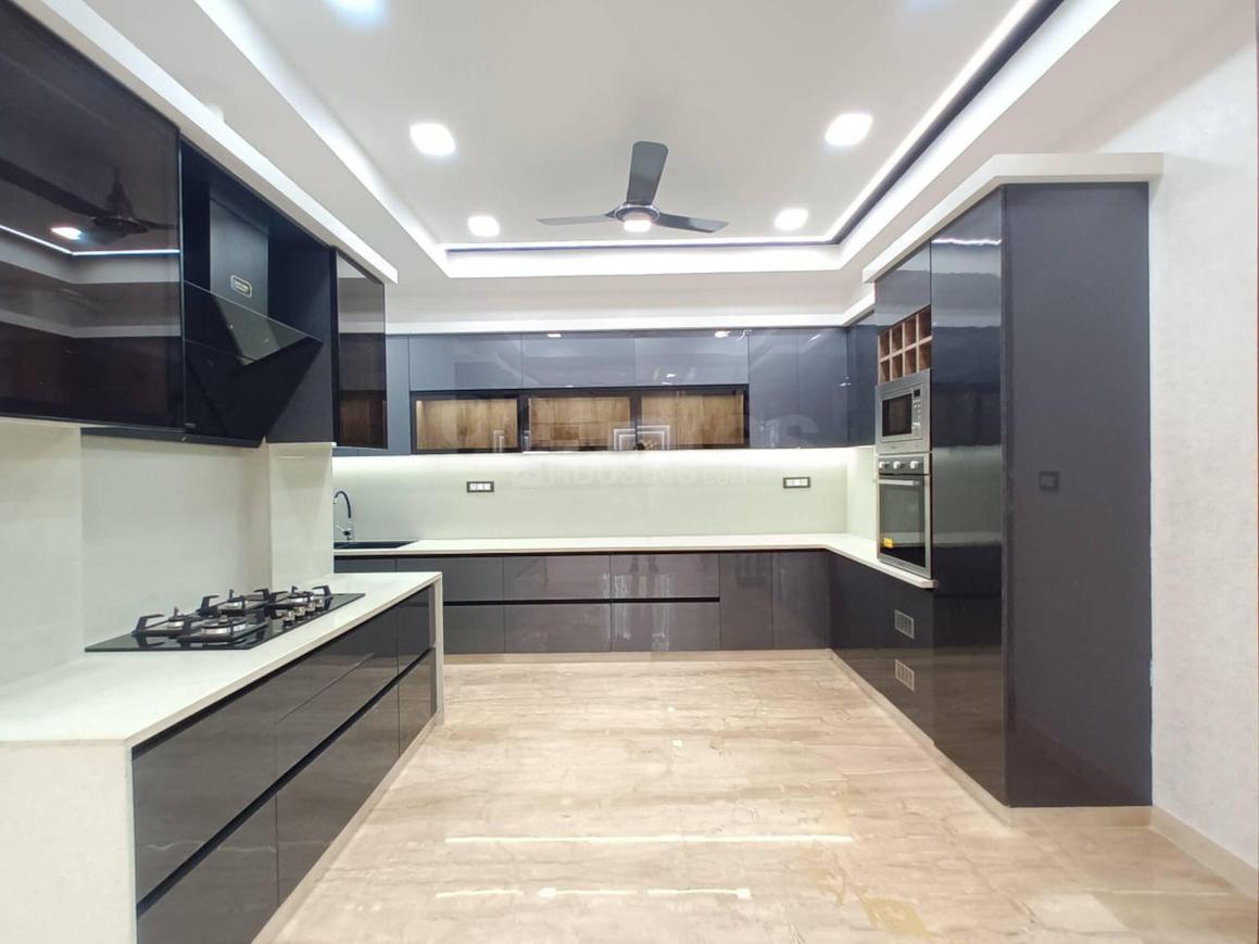 Unique Kaushambi Builder Floor - Image 10