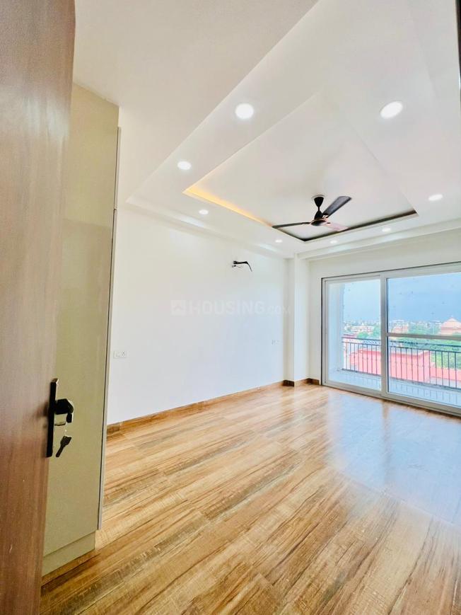 D S Metro View Apartment - Image 10