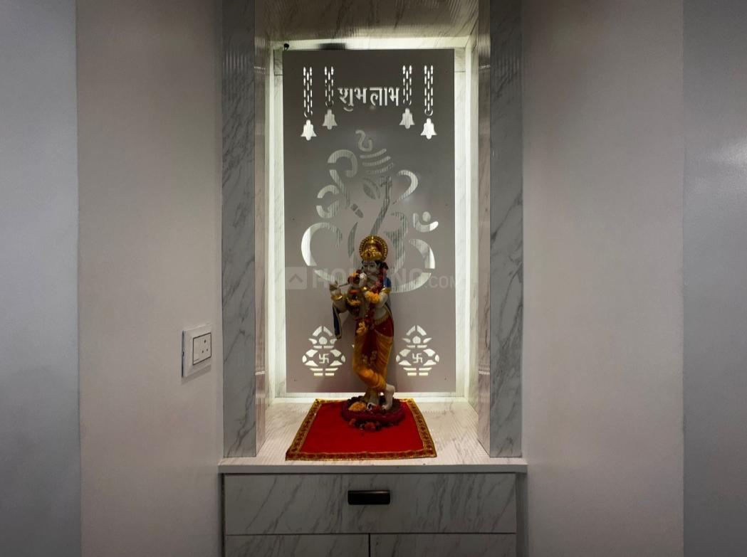 The Green House - Image 11