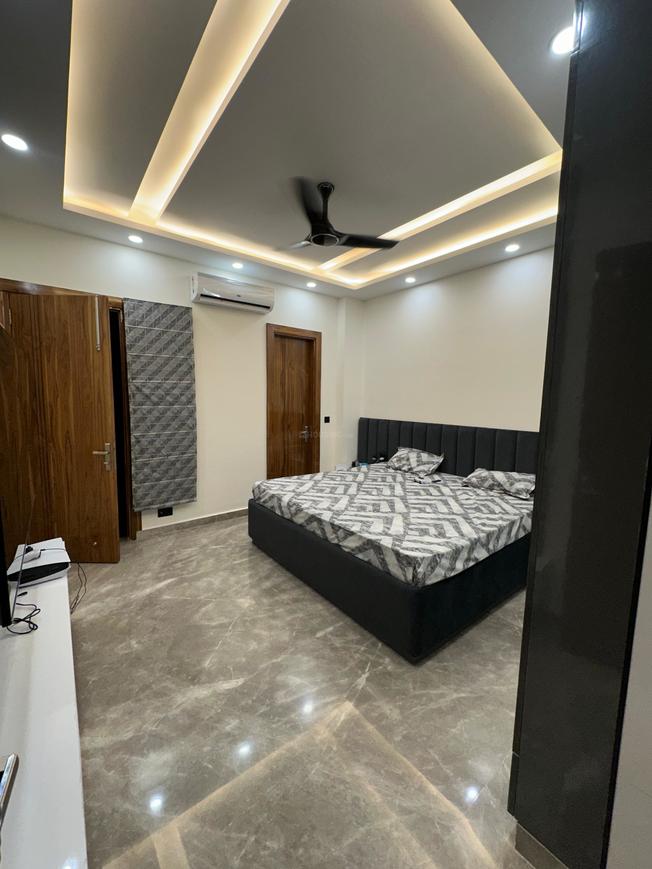 MRS Ultra Luxury Independent Floors - Image 8