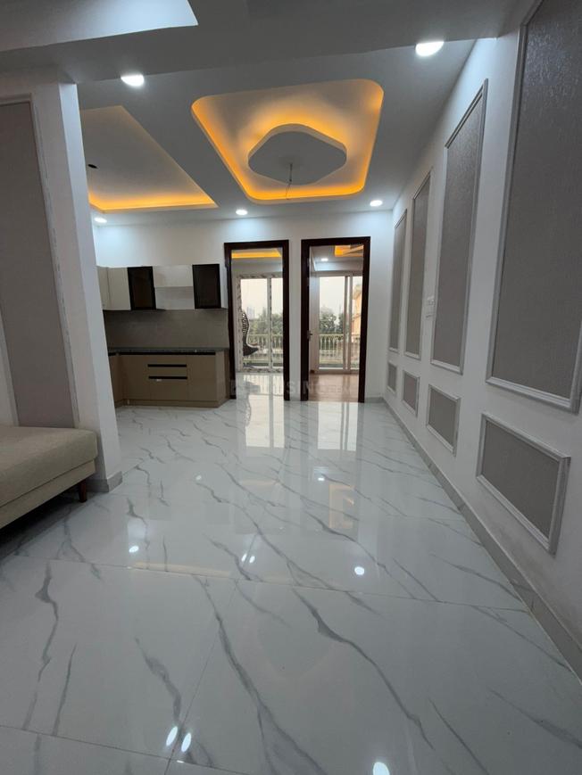 Trivor Urbania Luxury Apartment - Image 6