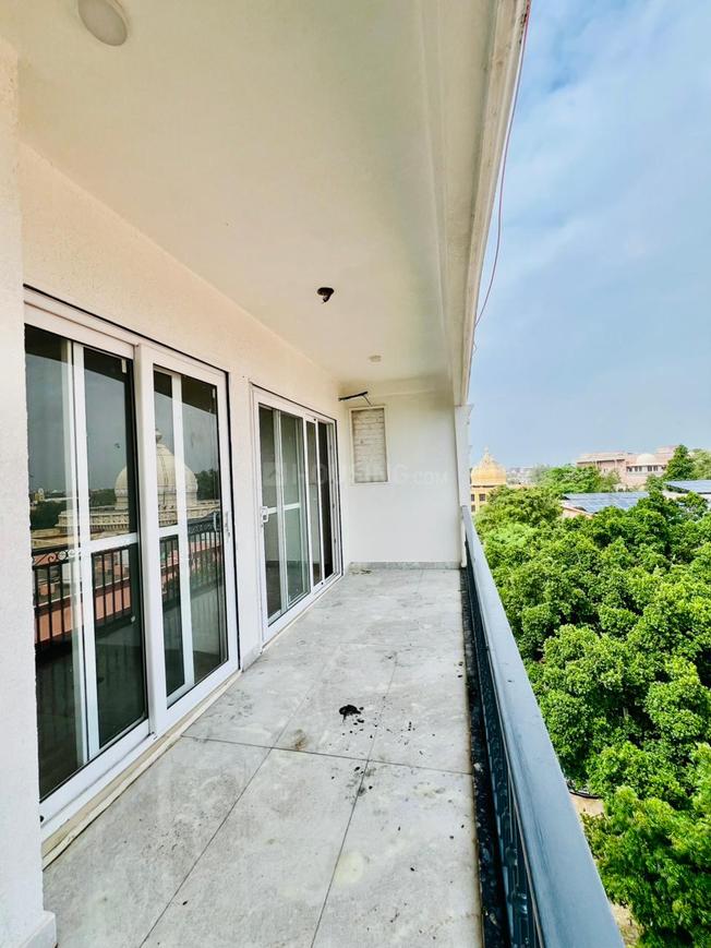 D S Metro View Apartment - Image 16