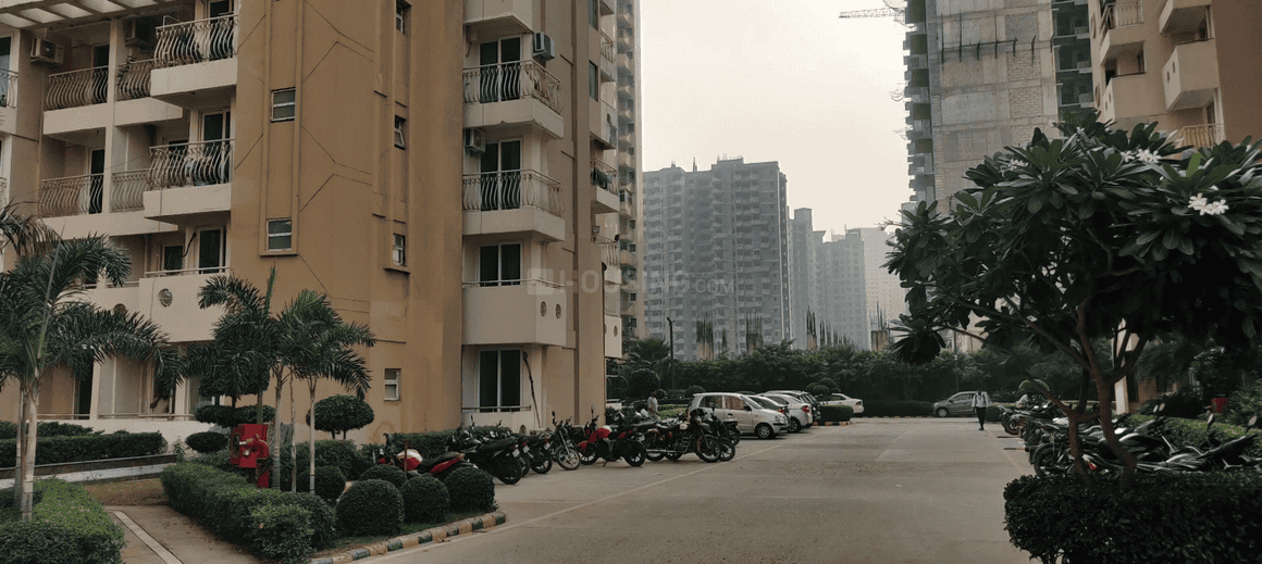 Sikka The Crown Of Noida - Image 17