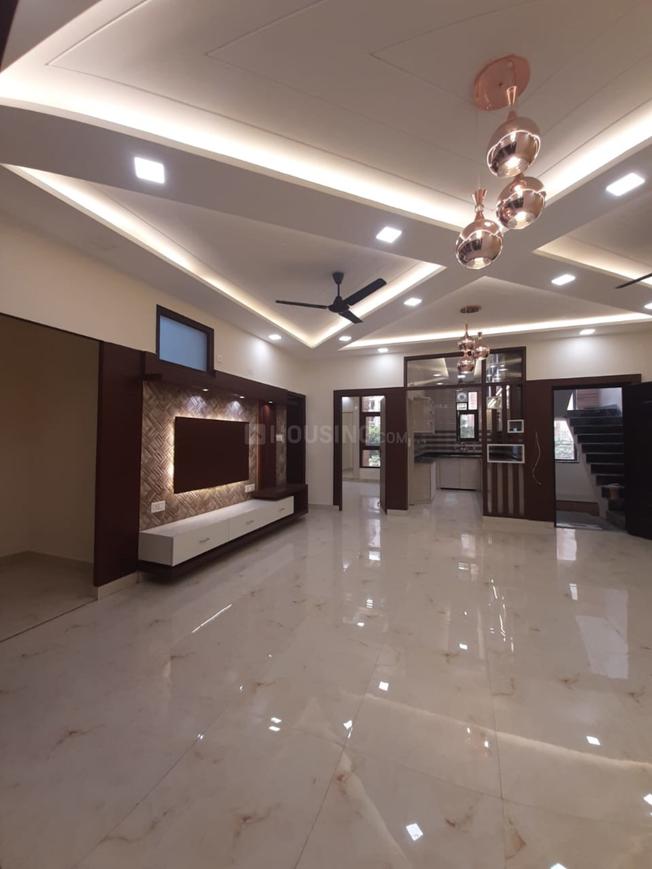 Unique Kaushambi Builder Floor - Image 7