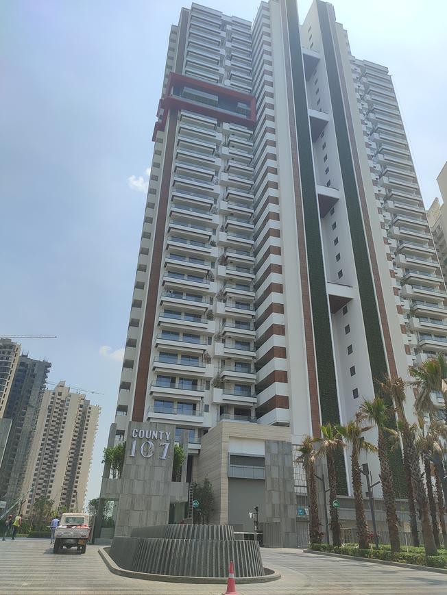 County 107 - Image 6