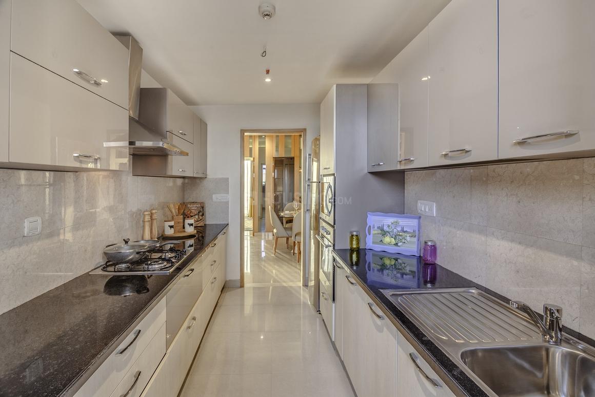 Mahagun Meadows Highrise - Image 7