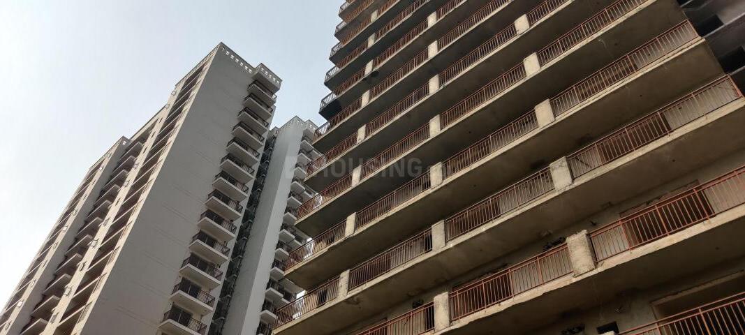 Spring Homes - Image 19