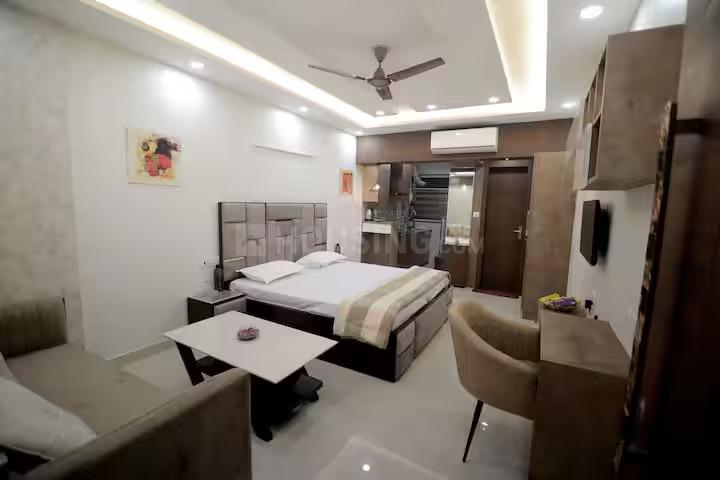 Shivi Inexpensive Studio - Image 2