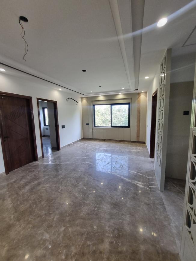 OM New Luxury Homes - Image 11