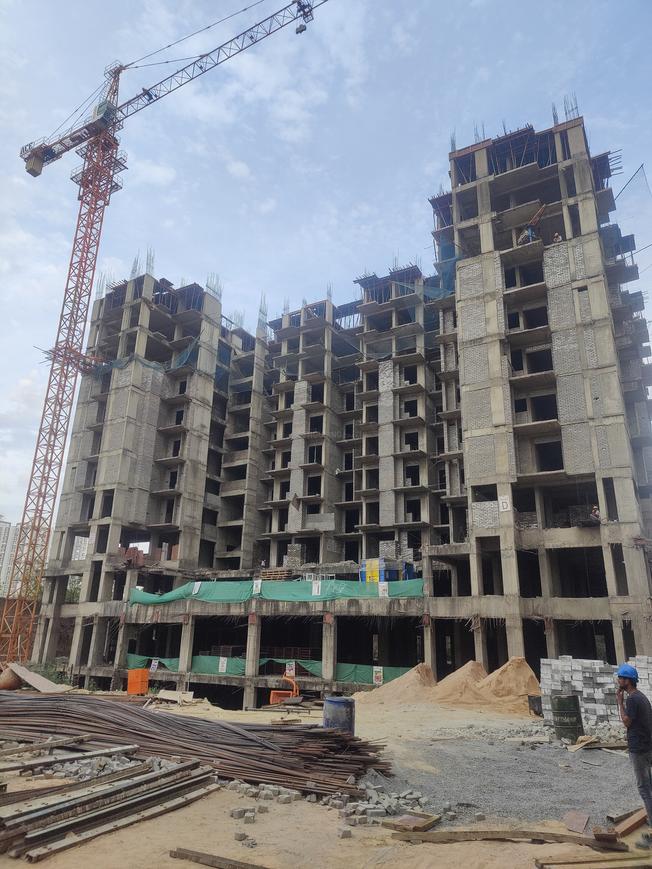 Skytech Colours Avenue - Image 36