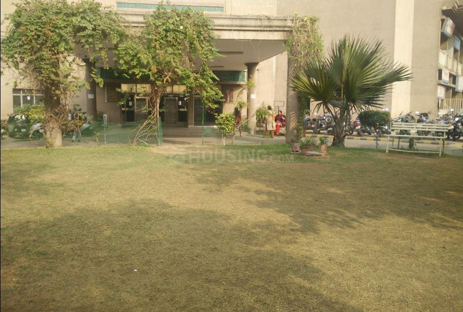 Shipra Royal Tower - Image 16