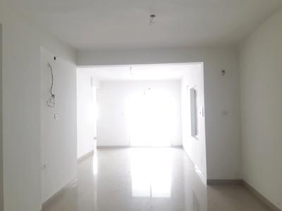 Gallery Cover Image of 1554 Sq.ft 3 BHK Apartment for buy in Pallikaranai for 8547000