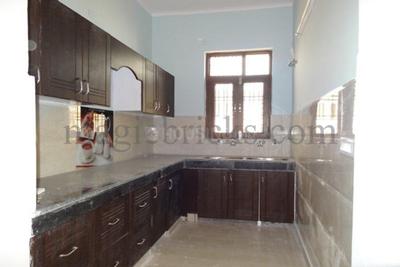 Gallery Cover Image of 2000 Sq.ft 4 BHK Independent Floor for rent in Sector 59 for 15000