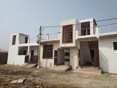 Gallery Cover Image of 950 Sq.ft 3 BHK Independent House for buy in Noida Extension for 4010000
