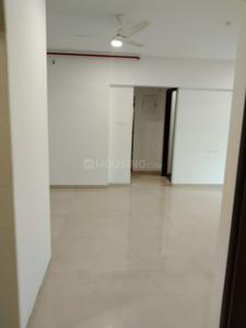 Gallery Cover Image of 1306 Sq.ft 3 BHK Apartment for buy in Cosmos Horizone Phase II, Thane West for 18500000