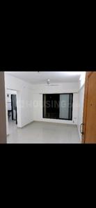 Gallery Cover Image of 600 Sq.ft 1 BHK Apartment for rent in Swapnalok Apartment, Malad East for 22000