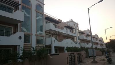 Gallery Cover Image of 1756 Sq.ft 4 BHK Independent Floor for buy in Sector 85 for 10200000