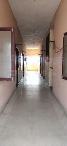 पोरूर में सुजीत वूमेन्स होस्टल में लॉबी की तस्वीर