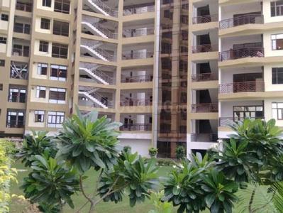 Gallery Cover Image of 1300 Sq.ft 2 BHK Apartment for buy in Raj Surya Greens Appartment, Vrindavan Yojna for 6000000