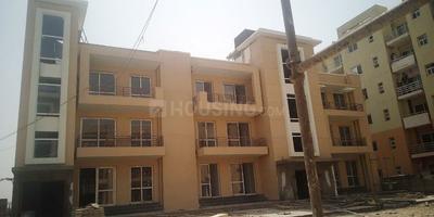 Gallery Cover Image of 1103 Sq.ft 3 BHK Independent Floor for buy in Sector 77 for 4470000