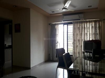 Gallery Cover Image of 960 Sq.ft 2 BHK Apartment for rent in Kandivali East for 33000