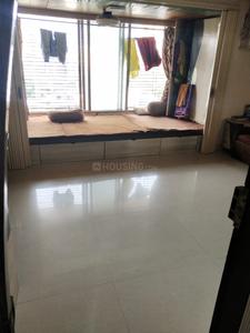 Gallery Cover Image of 700 Sq.ft 2 BHK Apartment for buy in Byculla for 26000000